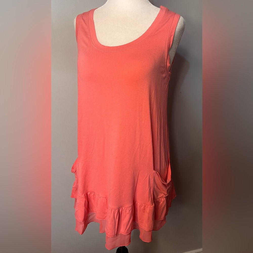 NWOT LOGO by Lori Goldstein Tank Top w/ Pockets in Beautiful Apricot!!